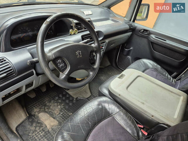 Пежо Эксперт груз.-пасс. 2005 в Славуте на Automoto.ua Белый Пежо Эксперт груз.-пасс., объемом двигателя 2 л и пробегом 272 тыс. км за 4299 $, фото 6 на Automoto.ua