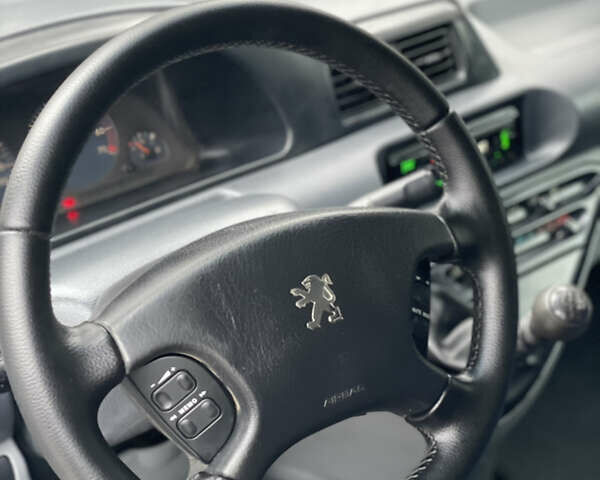 Білий Пежо Експерт вант.-пас., об'ємом двигуна 2 л та пробігом 381 тис. км за 4450 $, фото 17 на Automoto.ua