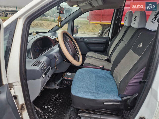 Білий Пежо Експерт вант.-пас., об'ємом двигуна 1.87 л та пробігом 397 тис. км за 3750 $, фото 14 на Automoto.ua