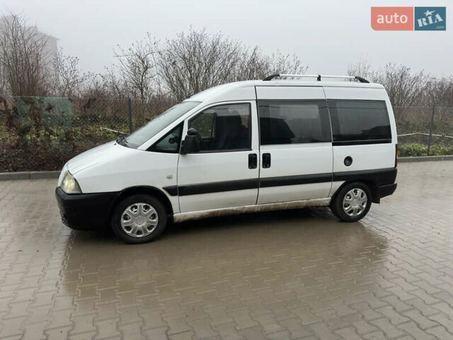 Білий Пежо Експерт вант.-пас., об'ємом двигуна 1.87 л та пробігом 380 тис. км за 3550 $, фото 3 на Automoto.ua