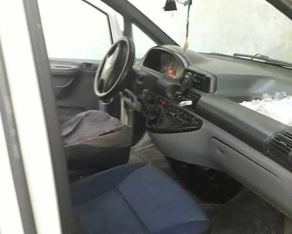 Пежо Эксперт груз.-пасс. 2005 в Сарате на Automoto.ua Белый Пежо Эксперт груз.-пасс., объемом двигателя 1.87 л и пробегом 251 тыс. км за 3600 $, фото 3 на Automoto.ua