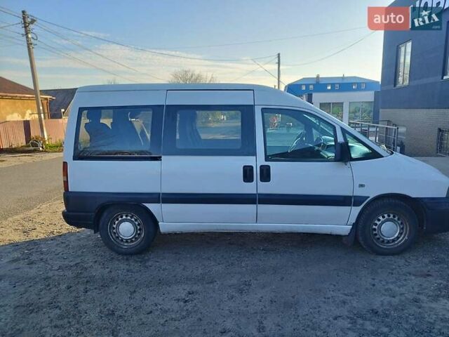Белый Пежо Эксперт груз.-пасс., объемом двигателя 2 л и пробегом 570 тыс. км за 5400 $, фото 5 на Automoto.ua