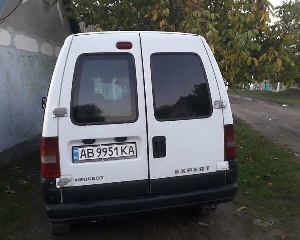 Пежо Эксперт груз.-пасс. 2005 в Сарате на Automoto.ua Белый Пежо Эксперт груз.-пасс., объемом двигателя 1.87 л и пробегом 251 тыс. км за 3600 $, фото 4 на Automoto.ua