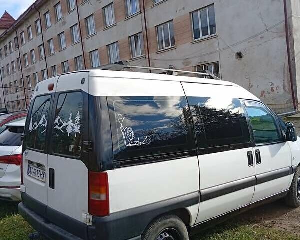 Белый Пежо Эксперт груз.-пасс., объемом двигателя 1.87 л и пробегом 999 тыс. км за 4100 $, фото 4 на Automoto.ua