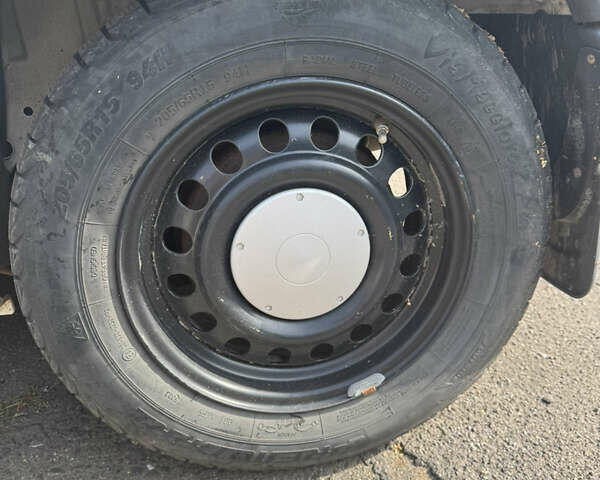 Белый Пежо Эксперт груз.-пасс., объемом двигателя 2 л и пробегом 229 тыс. км за 4999 $, фото 12 на Automoto.ua