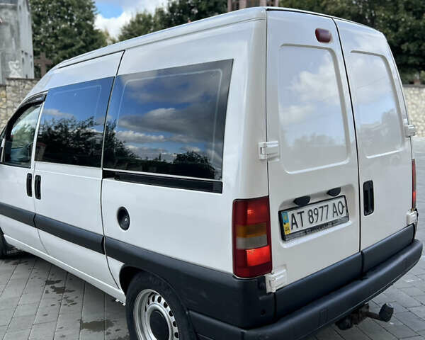 Білий Пежо Експерт вант.-пас., об'ємом двигуна 2 л та пробігом 221 тис. км за 4350 $, фото 8 на Automoto.ua