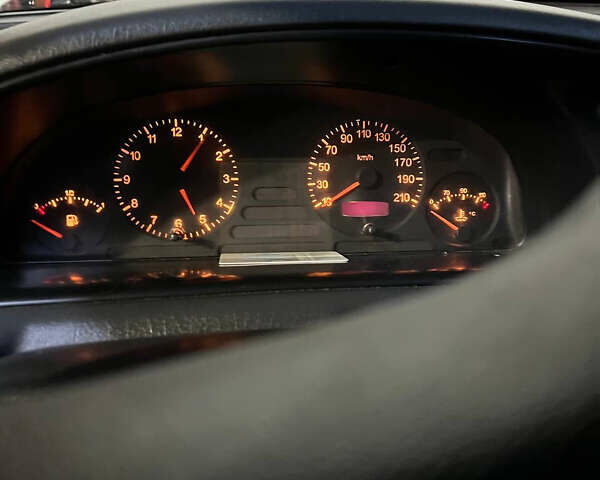 Белый Пежо Эксперт груз.-пасс., объемом двигателя 2 л и пробегом 220 тыс. км за 4600 $, фото 10 на Automoto.ua