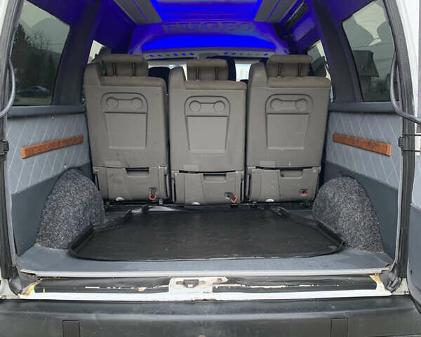 Белый Пежо Эксперт груз.-пасс., объемом двигателя 2 л и пробегом 338 тыс. км за 4250 $, фото 10 на Automoto.ua