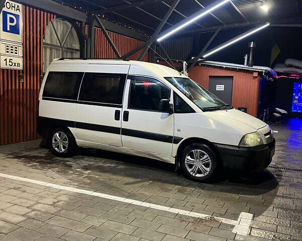 Белый Пежо Эксперт груз.-пасс., объемом двигателя 2 л и пробегом 220 тыс. км за 4600 $, фото 15 на Automoto.ua
