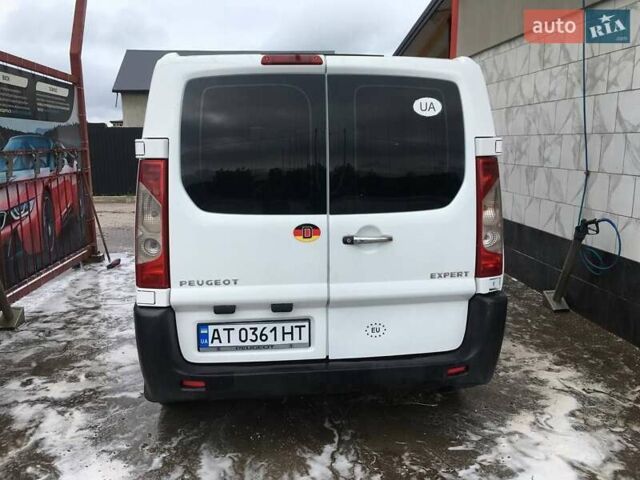 Белый Пежо Эксперт груз.-пасс., объемом двигателя 1.56 л и пробегом 283 тыс. км за 5900 $, фото 5 на Automoto.ua