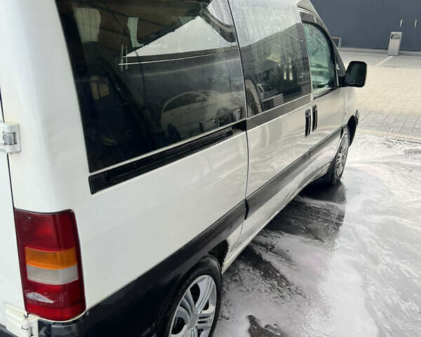 Белый Пежо Эксперт груз.-пасс., объемом двигателя 2 л и пробегом 220 тыс. км за 4600 $, фото 4 на Automoto.ua