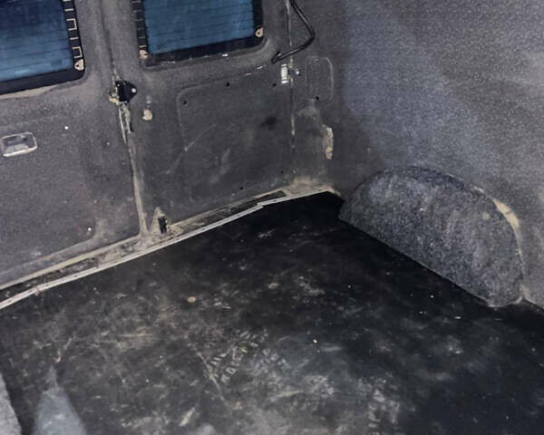 Белый Пежо Эксперт груз.-пасс., объемом двигателя 2 л и пробегом 355 тыс. км за 3400 $, фото 12 на Automoto.ua