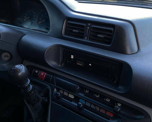 Пежо Эксперт груз.-пасс. 2006 в Мостисках на Automoto.ua Белый Пежо Эксперт груз.-пасс., объемом двигателя 2 л и пробегом 329 тыс. км за 4500 $, фото 15 на Automoto.ua