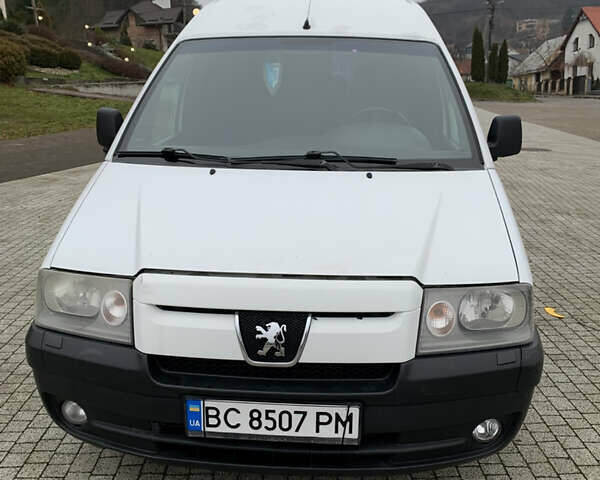 Белый Пежо Эксперт груз.-пасс., объемом двигателя 2 л и пробегом 338 тыс. км за 4250 $, фото 2 на Automoto.ua