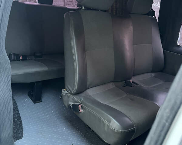 Белый Пежо Эксперт груз.-пасс., объемом двигателя 2 л и пробегом 311 тыс. км за 3000 $, фото 6 на Automoto.ua