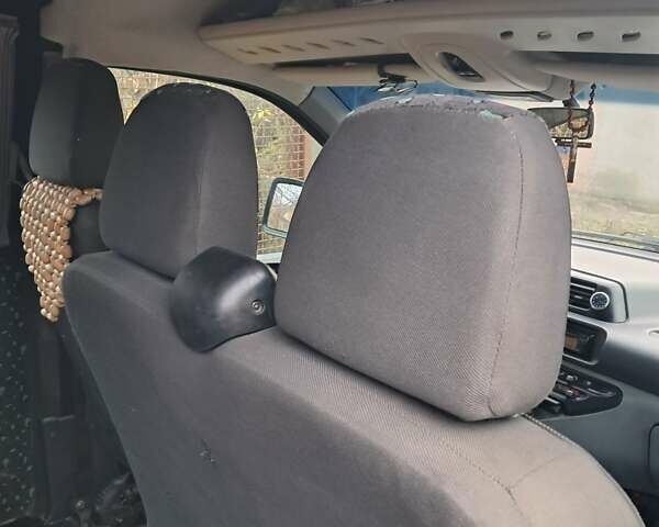 Белый Пежо Эксперт груз.-пасс., объемом двигателя 1.87 л и пробегом 301 тыс. км за 3700 $, фото 11 на Automoto.ua