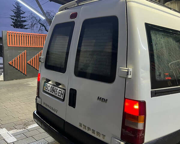 Белый Пежо Эксперт груз.-пасс., объемом двигателя 2 л и пробегом 220 тыс. км за 4600 $, фото 5 на Automoto.ua