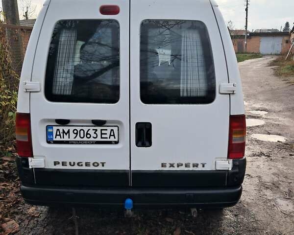 Белый Пежо Эксперт груз.-пасс., объемом двигателя 1.87 л и пробегом 301 тыс. км за 3700 $, фото 12 на Automoto.ua