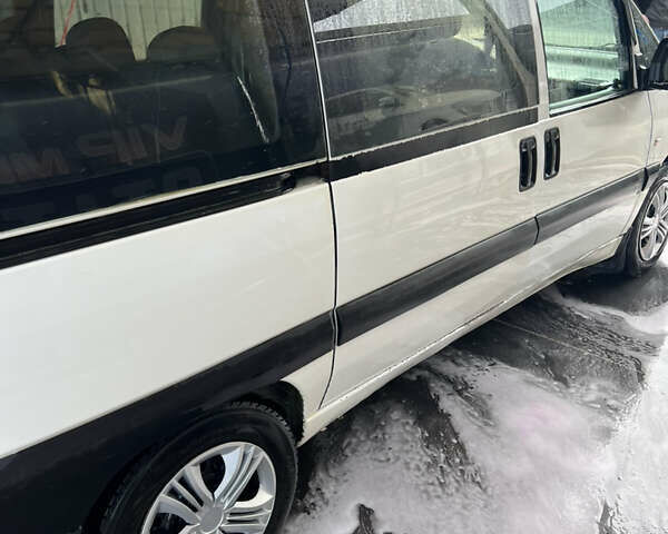 Белый Пежо Эксперт груз.-пасс., объемом двигателя 2 л и пробегом 220 тыс. км за 4600 $, фото 7 на Automoto.ua