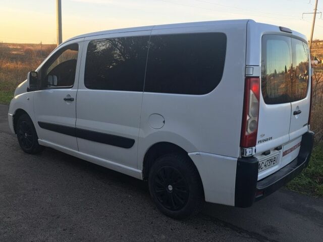 Белый Пежо Эксперт груз.-пасс., объемом двигателя 2 л и пробегом 160 тыс. км за 5890 $, фото 4 на Automoto.ua