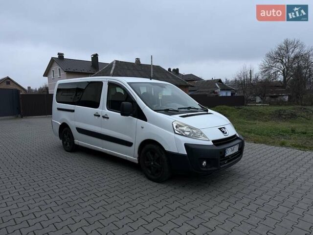 Белый Пежо Эксперт груз.-пасс., объемом двигателя 2 л и пробегом 317 тыс. км за 5900 $, фото 1 на Automoto.ua