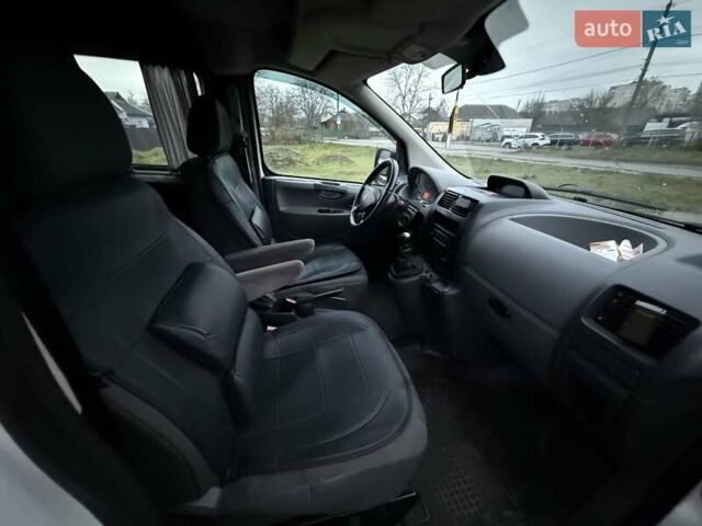 Белый Пежо Эксперт груз.-пасс., объемом двигателя 2 л и пробегом 317 тыс. км за 5900 $, фото 13 на Automoto.ua