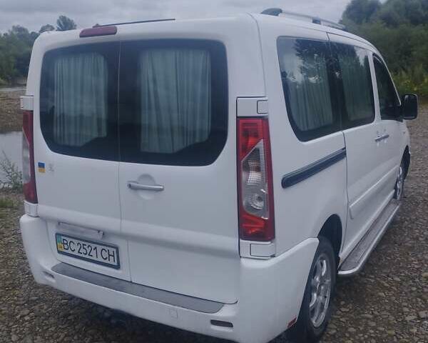 Білий Пежо Експерт вант.-пас., об'ємом двигуна 1.6 л та пробігом 232 тис. км за 6900 $, фото 7 на Automoto.ua