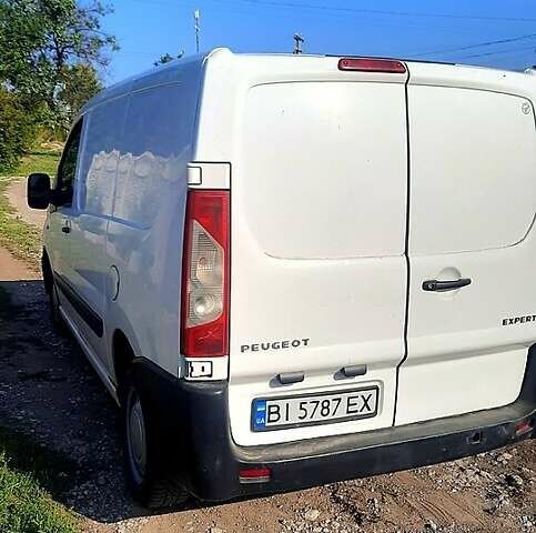 Белый Пежо Эксперт груз.-пасс., объемом двигателя 1.6 л и пробегом 420 тыс. км за 5300 $, фото 2 на Automoto.ua