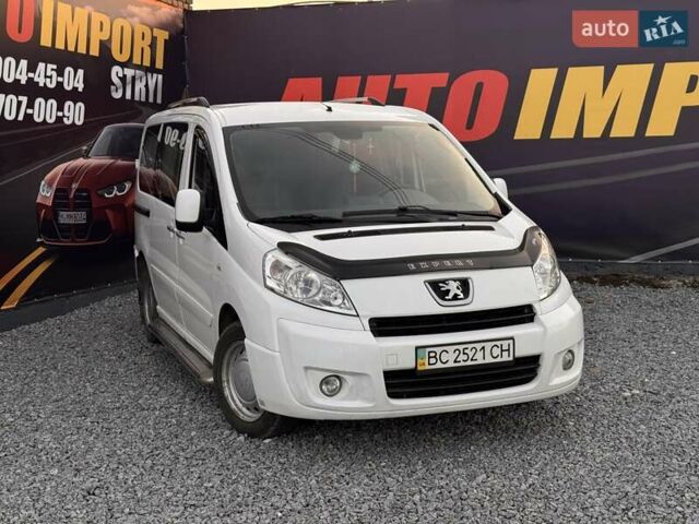 Белый Пежо Эксперт груз.-пасс., объемом двигателя 1.6 л и пробегом 245 тыс. км за 6300 $, фото 1 на Automoto.ua