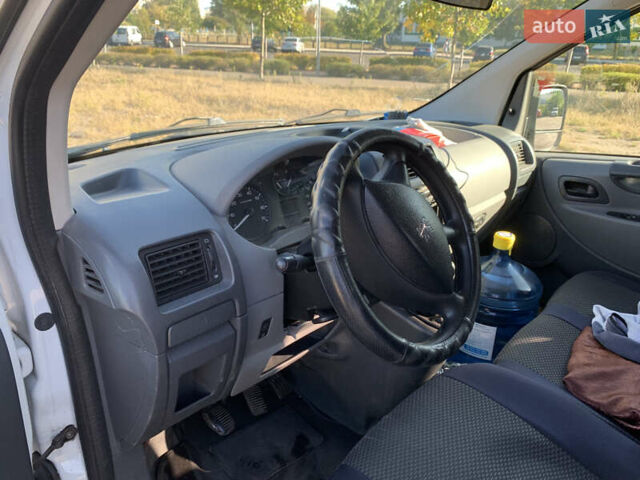 Белый Пежо Эксперт груз.-пасс., объемом двигателя 1.56 л и пробегом 275 тыс. км за 4900 $, фото 9 на Automoto.ua