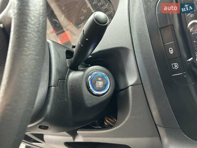 Белый Пежо Эксперт груз.-пасс., объемом двигателя 2 л и пробегом 288 тыс. км за 6300 $, фото 13 на Automoto.ua