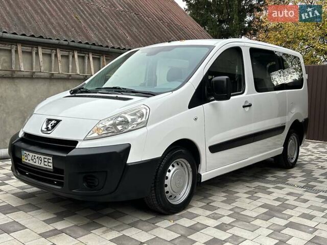 Белый Пежо Эксперт груз.-пасс., объемом двигателя 2 л и пробегом 288 тыс. км за 6300 $, фото 1 на Automoto.ua