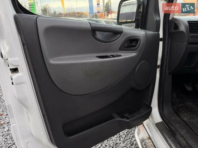 Белый Пежо Эксперт груз.-пасс., объемом двигателя 1.6 л и пробегом 245 тыс. км за 6300 $, фото 9 на Automoto.ua