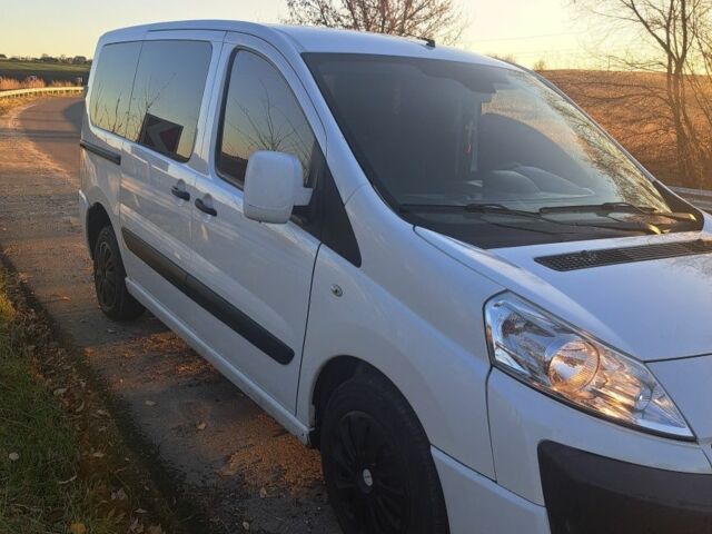 Белый Пежо Эксперт груз.-пасс., объемом двигателя 2 л и пробегом 160 тыс. км за 5890 $, фото 7 на Automoto.ua