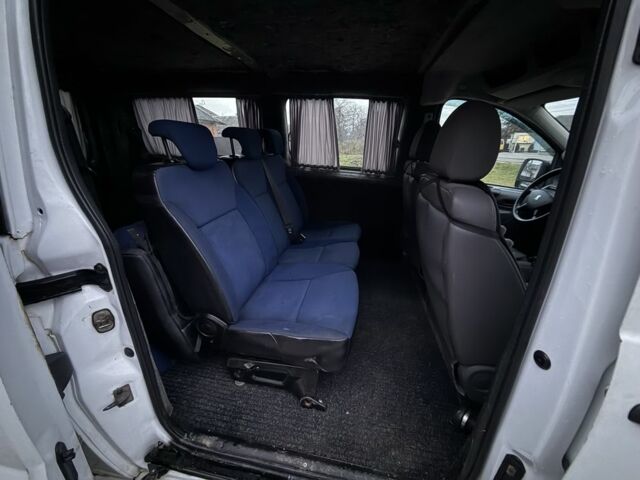 Белый Пежо Эксперт груз.-пасс., объемом двигателя 2 л и пробегом 317 тыс. км за 5900 $, фото 6 на Automoto.ua