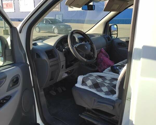 Белый Пежо Эксперт груз.-пасс., объемом двигателя 1.6 л и пробегом 353 тыс. км за 6100 $, фото 11 на Automoto.ua