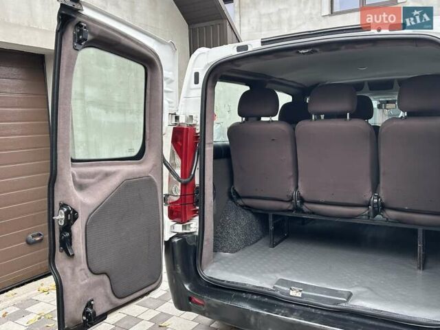 Белый Пежо Эксперт груз.-пасс., объемом двигателя 2 л и пробегом 288 тыс. км за 6300 $, фото 20 на Automoto.ua