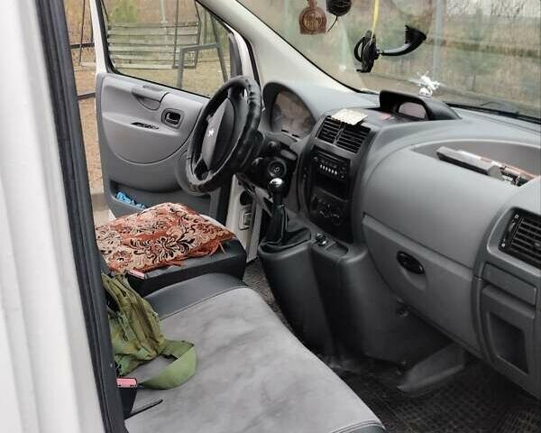 Белый Пежо Эксперт груз.-пасс., объемом двигателя 1.56 л и пробегом 371 тыс. км за 5400 $, фото 3 на Automoto.ua