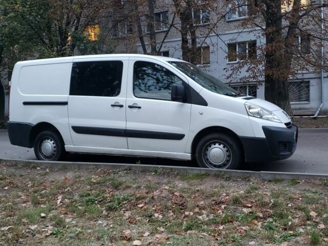 Белый Пежо Эксперт груз.-пасс., объемом двигателя 1.6 л и пробегом 333 тыс. км за 3551 $, фото 2 на Automoto.ua