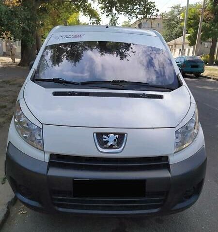 Білий Пежо Експерт вант.-пас., об'ємом двигуна 1.6 л та пробігом 200 тис. км за 6000 $, фото 1 на Automoto.ua