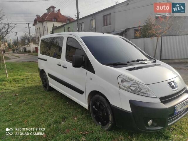 Белый Пежо Эксперт груз.-пасс., объемом двигателя 2 л и пробегом 282 тыс. км за 6500 $, фото 10 на Automoto.ua