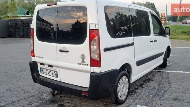 Белый Пежо Эксперт груз.-пасс., объемом двигателя 2 л и пробегом 417 тыс. км за 5700 $, фото 7 на Automoto.ua