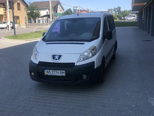 Білий Пежо Експерт вант.-пас., об'ємом двигуна 2 л та пробігом 345 тис. км за 4300 $, фото 1 на Automoto.ua