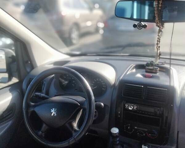 Белый Пежо Эксперт груз.-пасс., объемом двигателя 2 л и пробегом 345 тыс. км за 6700 $, фото 8 на Automoto.ua
