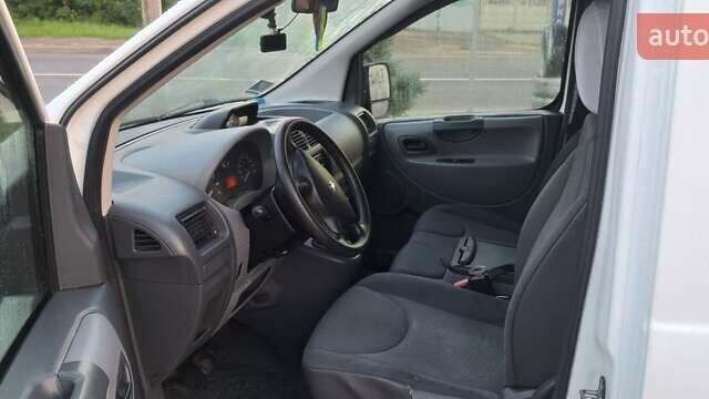 Белый Пежо Эксперт груз.-пасс., объемом двигателя 2 л и пробегом 417 тыс. км за 5700 $, фото 15 на Automoto.ua