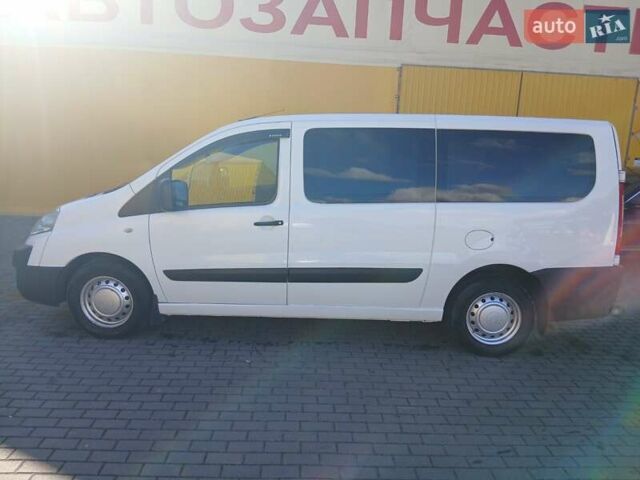 Белый Пежо Эксперт груз.-пасс., объемом двигателя 2 л и пробегом 259 тыс. км за 7199 $, фото 4 на Automoto.ua