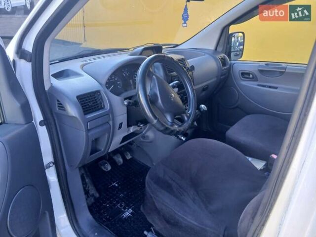 Белый Пежо Эксперт груз.-пасс., объемом двигателя 2 л и пробегом 259 тыс. км за 7199 $, фото 7 на Automoto.ua