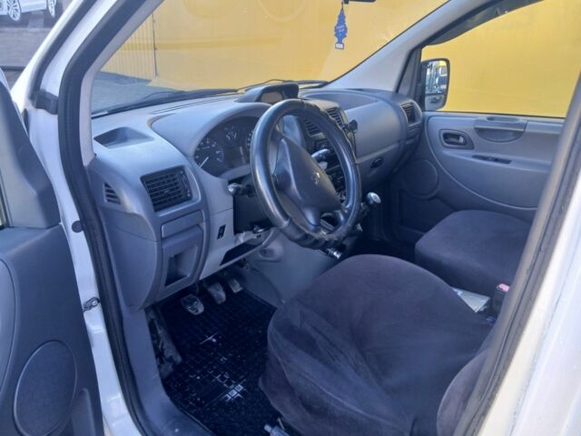 Белый Пежо Эксперт груз.-пасс., объемом двигателя 2 л и пробегом 258 тыс. км за 7199 $, фото 3 на Automoto.ua