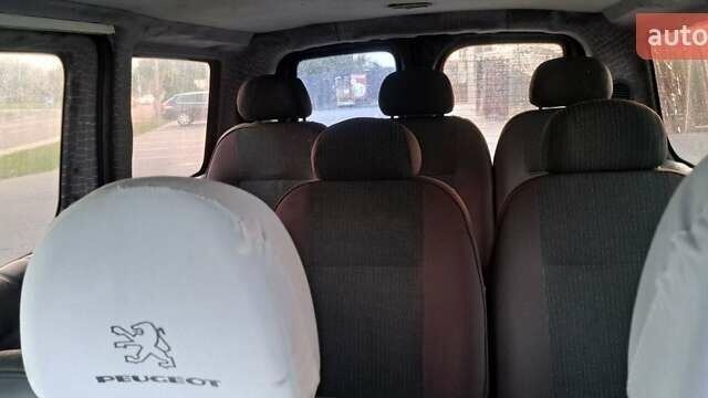 Белый Пежо Эксперт груз.-пасс., объемом двигателя 2 л и пробегом 417 тыс. км за 5700 $, фото 11 на Automoto.ua