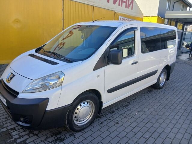 Белый Пежо Эксперт груз.-пасс., объемом двигателя 2 л и пробегом 258 тыс. км за 7199 $, фото 1 на Automoto.ua